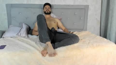 Snapshot of luke_diaz7 chatting on 02/16/25, 11:37 luke diaz7 online show from 02/16/25, 11:37