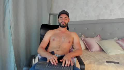 Snapshot of luke_diaz7 chatting on 03/06/25, 06:19 luke diaz7 online show from 03/06/25, 06:19