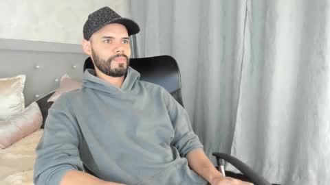 Snapshot of luke_diaz7 chatting on 03/08/25, 01:50 luke diaz7 online show from 03/08/25, 01:50