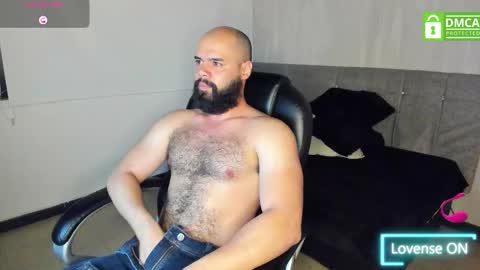 Snapshot of luke_diaz7 chatting on 10/01/25, 04:51 luke diaz7 online show from 10/01/25, 04:51