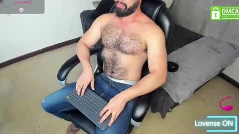 Snapshot of luke_diaz7 chatting on 11/26/25, 02:56 luke diaz7 online show from 11/26/25, 02:56