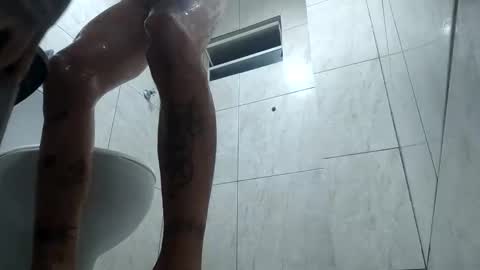 Snapshot of luke_sk138 chatting on 04/19/26, 11:07 Luke online show from 04/19/26, 11:07