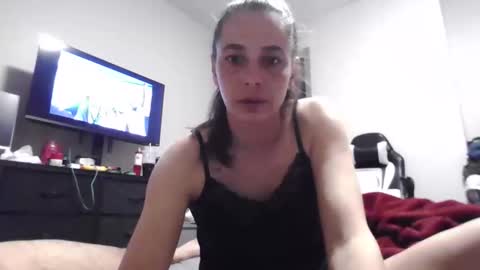 Snapshot of lukeandliz25 chatting on 04/27/26, 12:41 DarkSideDuo69 online show from 04/27/26, 12:41