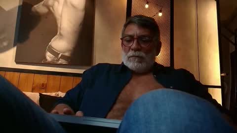 Snapshot of lukecrews chatting on 01/27/25, 08:17 Luke Crews online show from 01/27/25, 08:17