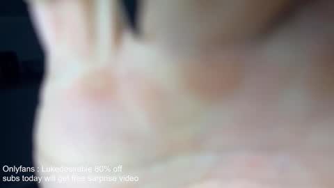 Snapshot of lukedesirable chatting on 02/24/26, 07:56 lukedesirable online show from 02/24/26, 07:56