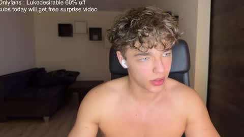 Snapshot of lukedesirable chatting on 04/26/26, 07:22 lukedesirable online show from 04/26/26, 07:22