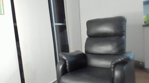 Snapshot of lukeglanton17 chatting on 03/02/26, 10:55 Luke online show from 03/02/26, 10:55