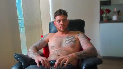 Snapshot of lukeglanton17 chatting on 03/27/26, 07:57 Luke online show from 03/27/26, 07:57