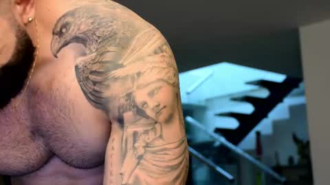 Snapshot of lukhass chatting on 02/19/25, 05:16 Lukhas f4f online show from 02/19/25, 05:16