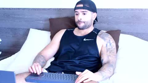 Lukhas f4f online show from 12/04/25, 05:21