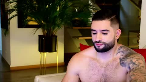 Snapshot of lukhass chatting on 05/08/26, 11:43 Lukhas f4f online show from 05/08/26, 11:43