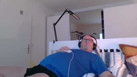 luley58 online show from 02/21/25, 06:18