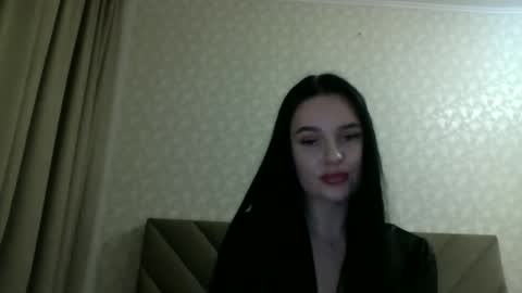 Lulii24 online show from 10/24/25, 10:06