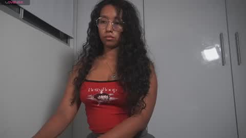 Snapshot of lulitauwu chatting on 07/19/26, 02:37 lulitauwu online show from 07/19/26, 02:37