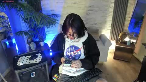 Cookie  online show from 03/21/26, 06:07