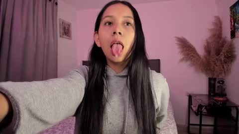 Snapshot of lulu10541697 chatting on 04/03/26, 05:27 lulu10541697 online show from 04/03/26, 05:27