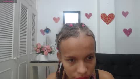 Snapshot of lulu_25_ chatting on 12/23/24, 08:55 Lulu online show from 12/23/24, 08:55