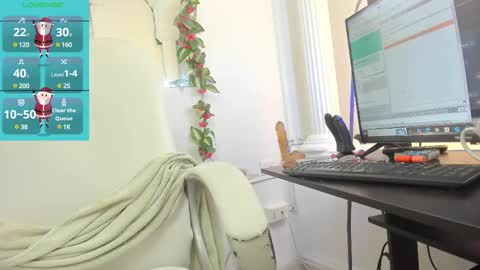 Snapshot of lulu_25_ chatting on 01/03/25, 05:06 Lulu online show from 01/03/25, 05:06