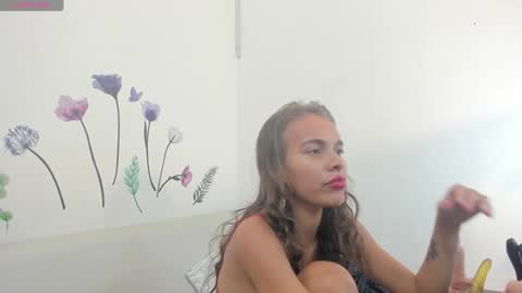 Snapshot of lulu_25_ chatting on 01/18/25, 07:07 Lulu online show from 01/18/25, 07:07