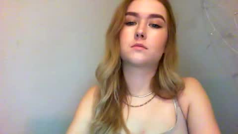 Snapshot of lulu_baby1 chatting on 02/02/25, 04:43 Lulu Baby18 online show from 02/02/25, 04:43