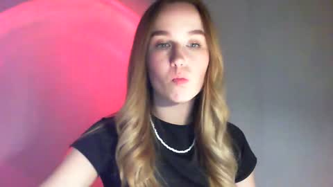 Snapshot of lulu_baby1 chatting on 02/20/25, 06:57 Lulu Baby18 online show from 02/20/25, 06:57