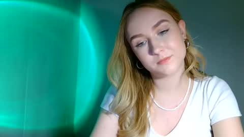 Snapshot of lulu_baby1 chatting on 03/04/25, 04:41 Lulu Baby18 online show from 03/04/25, 04:41