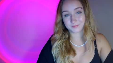 Snapshot of lulu_baby1 chatting on 09/10/25, 07:58 Lulu Baby18 online show from 09/10/25, 07:58