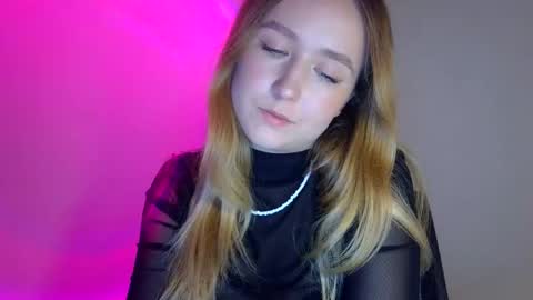 Snapshot of lulu_baby1 chatting on 10/03/25, 09:23 Lulu Baby18 online show from 10/03/25, 09:23