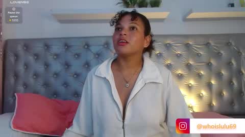 lulu_lovee_ online show from 09/24/25, 03:21