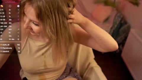 Snapshot of lulu_lovett chatting on 01/29/25, 01:07 lulu_lovett online show from 01/29/25, 01:07