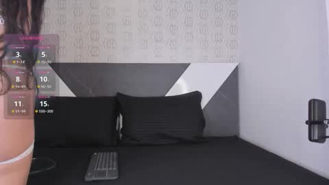 Snapshot of lulu_mei_ chatting on 03/24/26, 11:37 lulu_mei_ online show from 03/24/26, 11:37