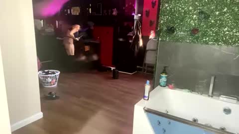 Snapshot of lulu_only_fans chatting on 01/15/25, 06:40 Lulu online show from 01/15/25, 06:40