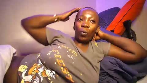 lulu_sparks1 online show from 10/01/25, 03:56