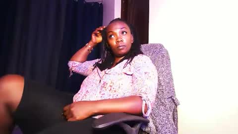 lulu_sparks1 online show from 02/07/26, 04:05