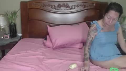 Snapshot of lulu_wild chatting on 03/20/26, 11:59 lulu_wild online show from 03/20/26, 11:59