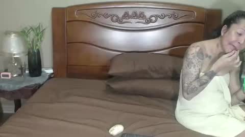 Snapshot of lulu_wild chatting on 03/31/26, 10:37 lulu_wild online show from 03/31/26, 10:37