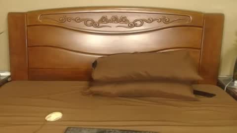 Snapshot of lulu_wild chatting on 04/13/26, 12:38 lulu_wild online show from 04/13/26, 12:38