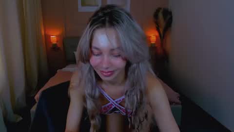 Snapshot of lulualise chatting on 08/04/26, 10:40 Alise online show from 08/04/26, 10:40