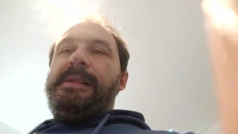 Snapshot of luluberlu042 chatting on 12/21/24, 05:58 Ludo online show from 12/21/24, 05:58