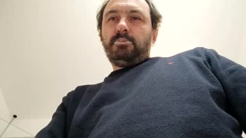 Snapshot of luluberlu042 chatting on 01/24/25, 01:03 Ludo online show from 01/24/25, 01:03