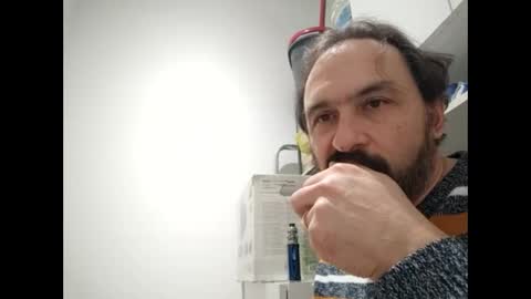 Snapshot of luluberlu042 chatting on 02/16/25, 10:32 Ludo online show from 02/16/25, 10:32