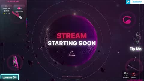 Snapshot of luluubloomm chatting on 11/22/25, 08:08 Lulu online show from 11/22/25, 08:08