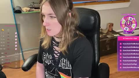 Lulu online show from 02/19/25, 12:14