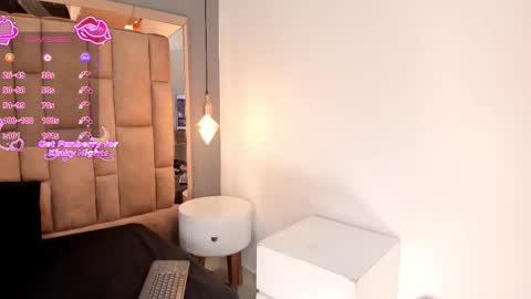 Snapshot of luluwonder_ chatting on 03/07/26, 07:33 Lulu online show from 03/07/26, 07:33