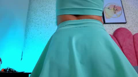 Snapshot of luly_blue chatting on 06/23/26, 05:16 Luly online show from 06/23/26, 05:16