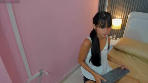 luly_dreams online show from 10/11/25, 03:39