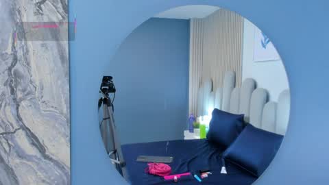 Snapshot of luly_dreams chatting on 04/30/26, 11:16 luly_dreams online show from 04/30/26, 11:16
