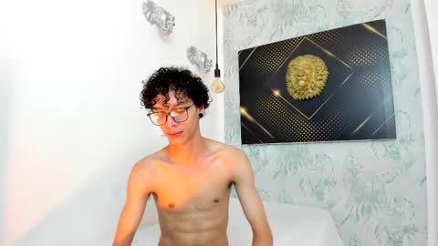 Snapshot of lumberjack_20 chatting on 02/21/25, 03:10 Vanity ErosX online show from 02/21/25, 03:10