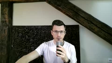 Andrew independent model 2000-0000 CET daily online show from 04/08/26, 02:28