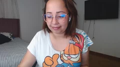 LUMI     online show from 02/02/25, 01:02